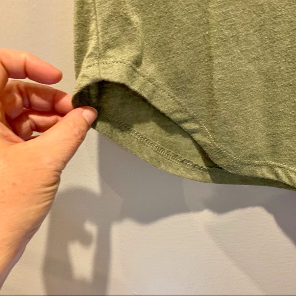 Modern Lux graphic tee, EUC,size s, woman’s,v/neck - Picture 2 of 5